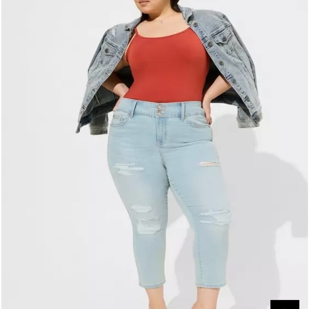 Torrid super soft cropped jegging Light Wash Distressed Jeans in Light Blue